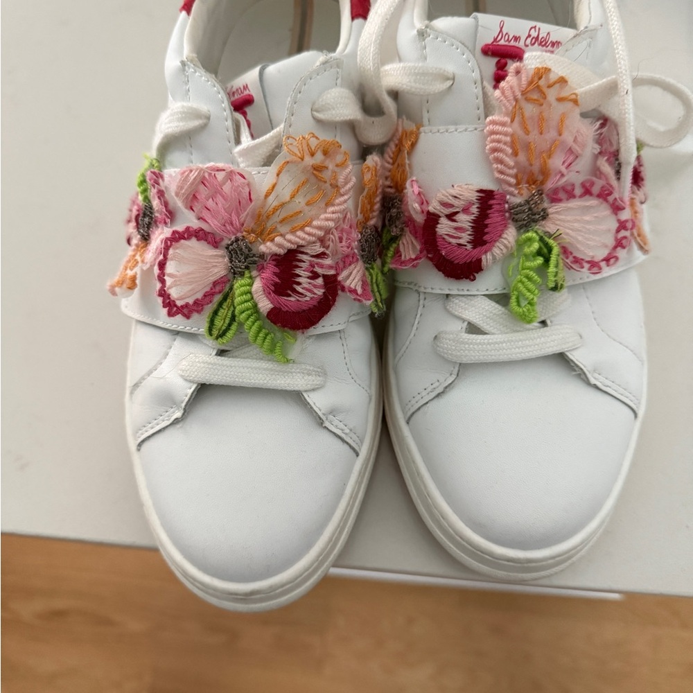 Sam Edelman White Sneakers with Floral Embroidery